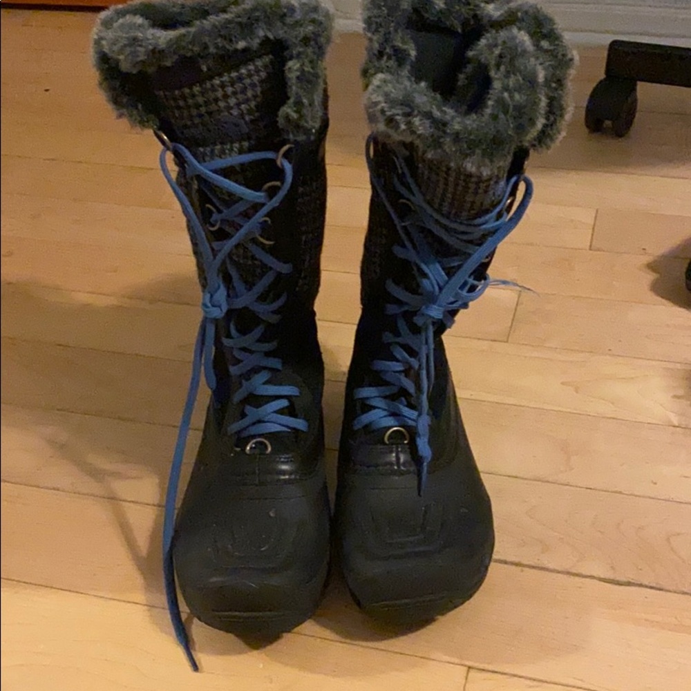 North face snow boots